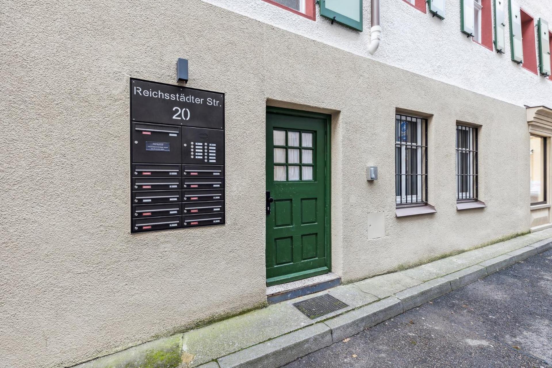 Residenz Im Historischen Zentrum D - Suite For6 - Aalen Apartments Extérieur photo